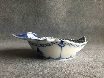 ロイヤルコペンハーゲン ブルーフルーテッド プレイン　シェルディッシュ 15cm ロイヤルコペンハーゲン（Royal Copenhagen） ブルー